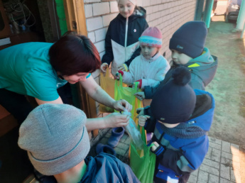 Праздник Пасхи в деревне Малые Меми