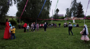 Фольклорный праздник «Кичке уен» («Вечерние посиделки»). Муралинский сельский дом культуры.