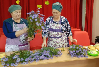 Покров день отметили в Янсуринском сельском клубе.