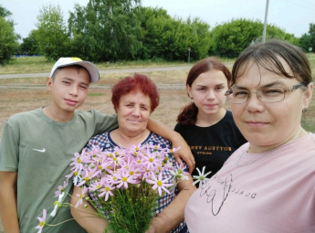 В Багаевском СДК в Международный День семьи любви и верности прошёл ряд мероприятий.